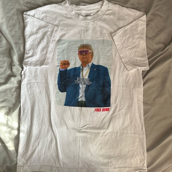 EXCLUSIVE FULLSEND FREE TRUMP GOLD CHAIN LIMITED EDITION SHIRT! - Picture 2 of 3